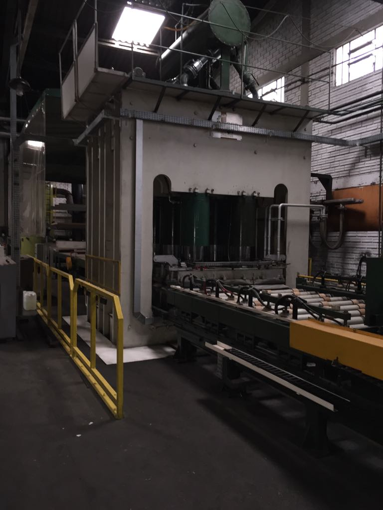 Linea prensado Tablero Melamina OMECO Linea prensado Tablero Melamina OMECO