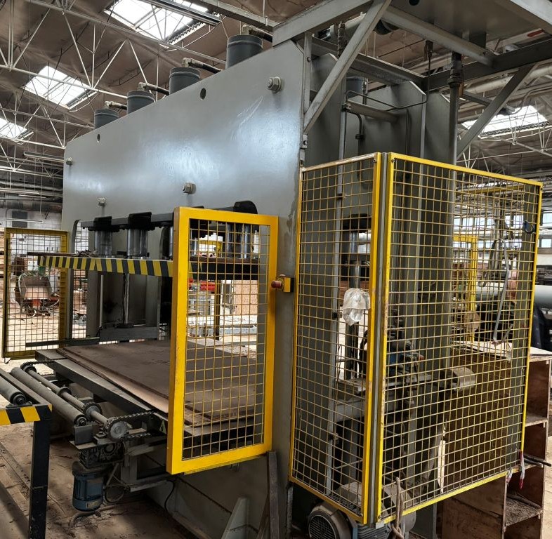 Talleres March PPR2819 Cold press pic2 Talleres March PPR2819 Cold press